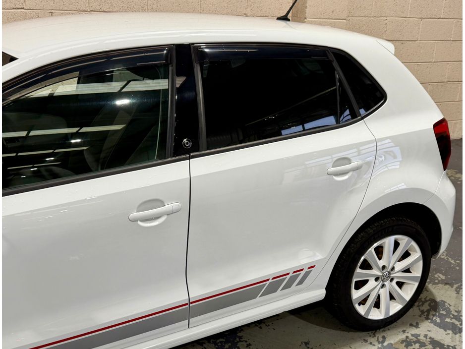 2017 Volkswagen Polo