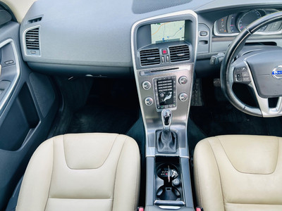 2015 Volvo XC60