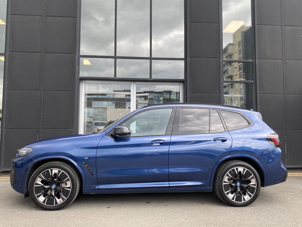 2024 BMW iX3