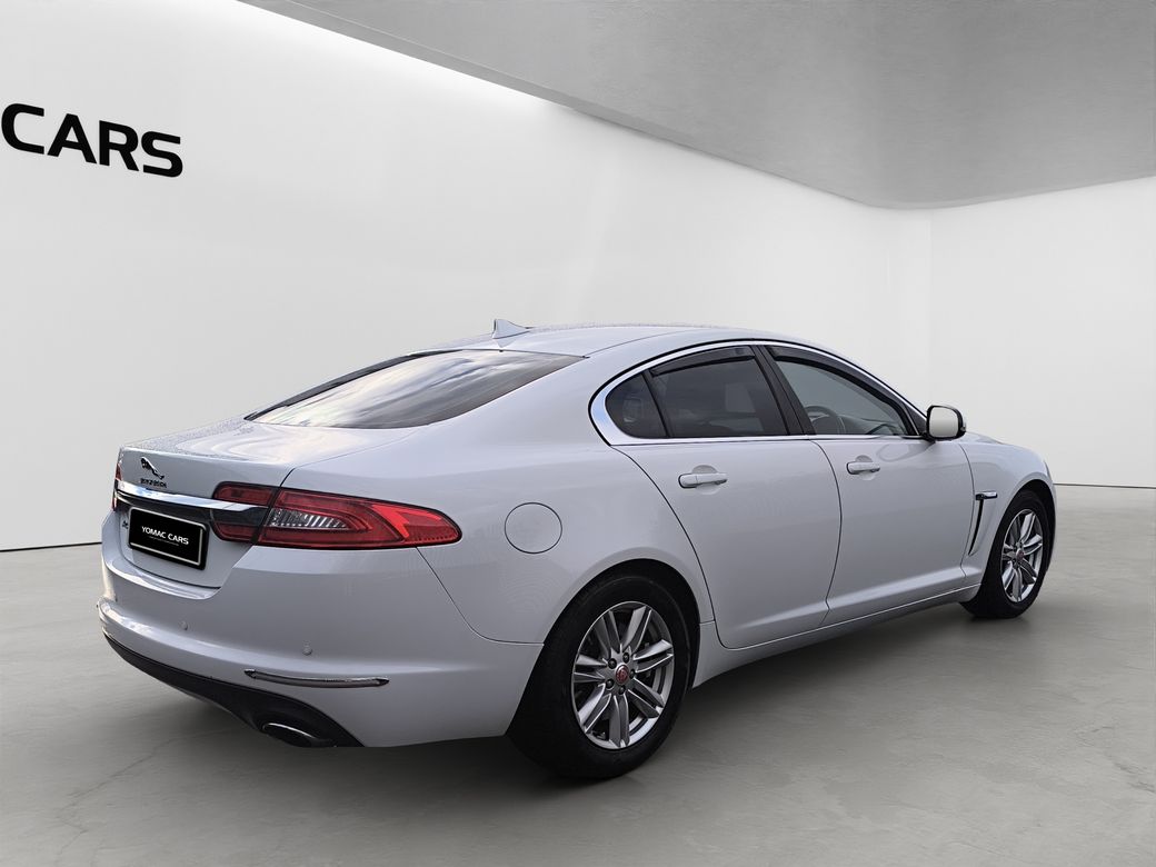 2014 Jaguar XF