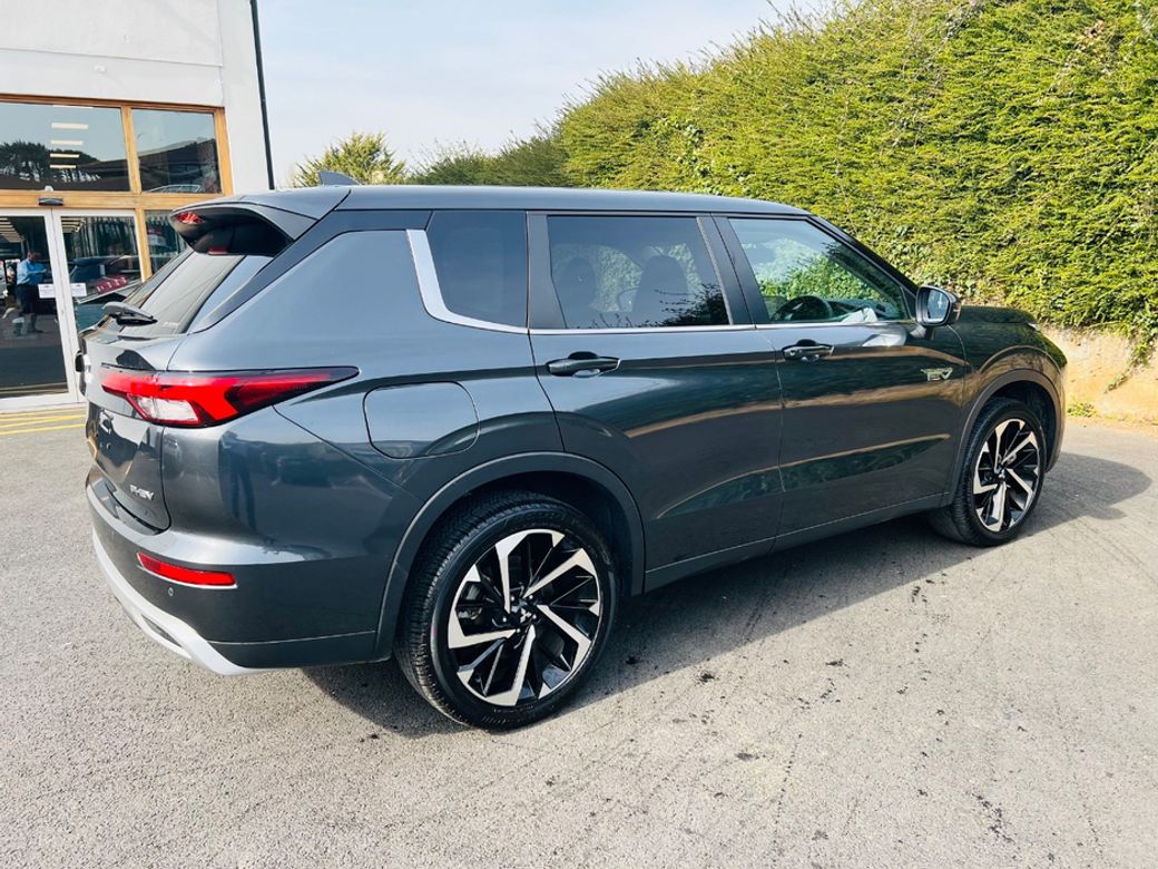 2024 Mitsubishi Outlander