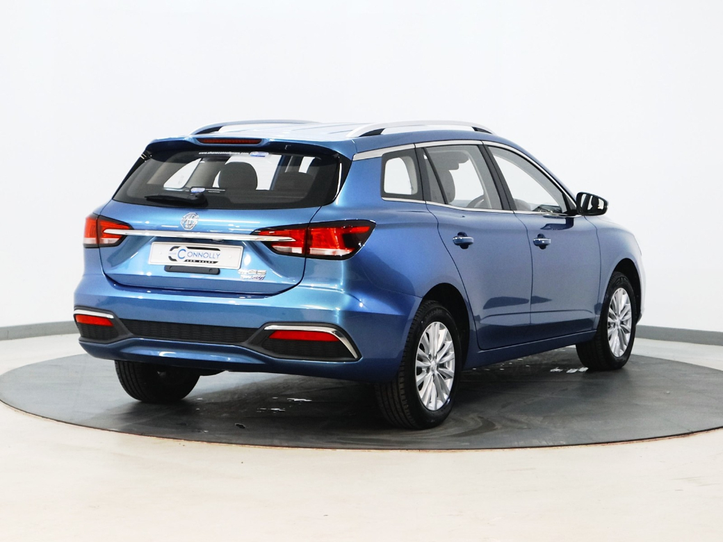 2022 MG 5