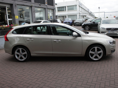 2017 Volvo V60