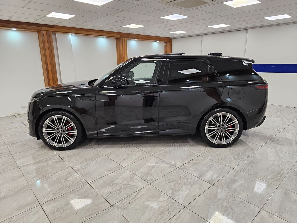 2025 Land Rover Range Rover Sport
