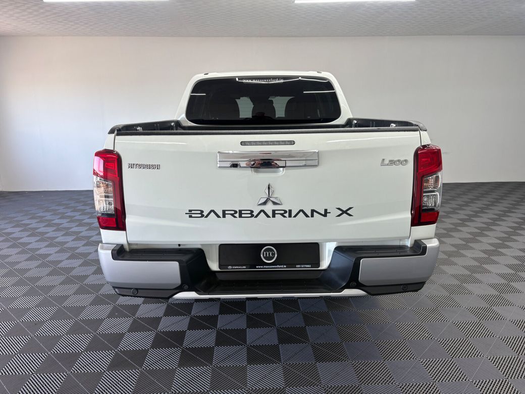 2020 Mitsubishi L200