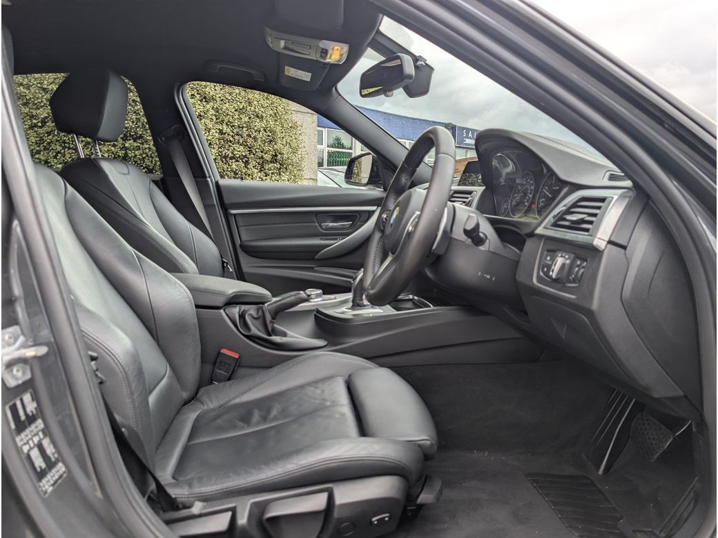 2018 BMW 320