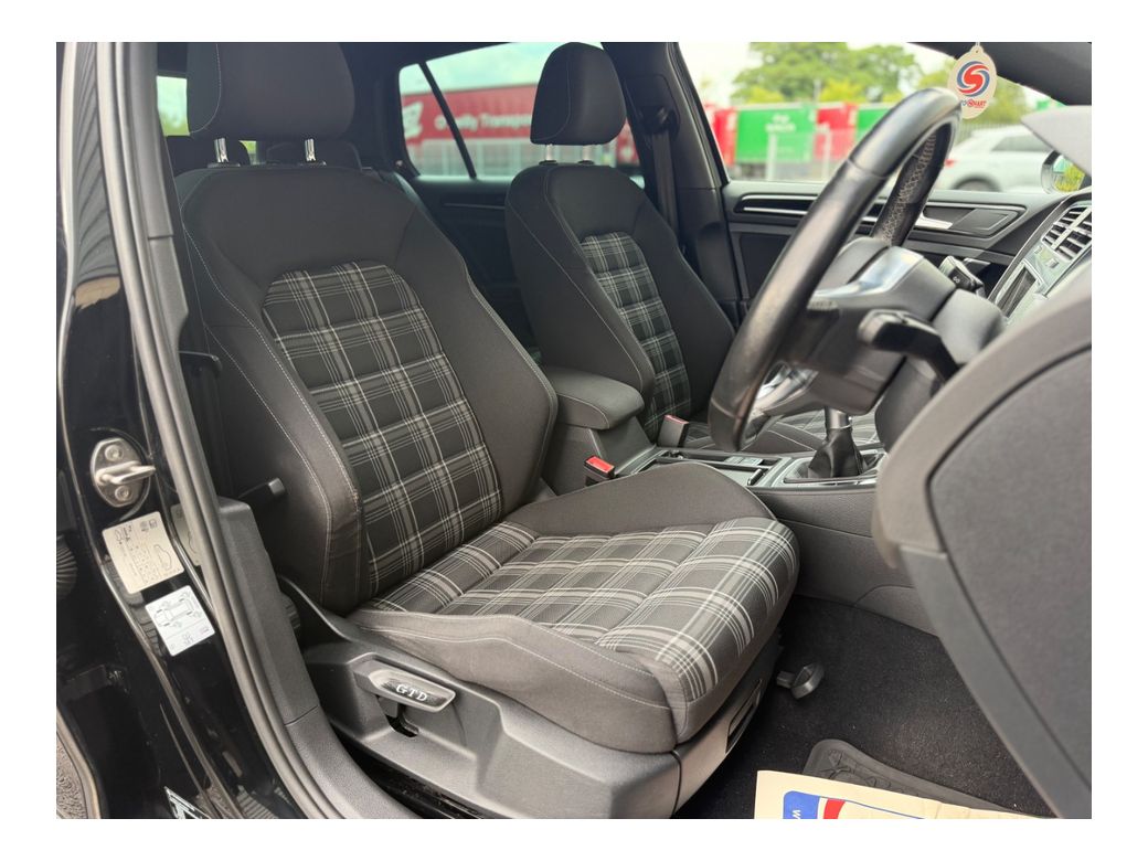 2016 Volkswagen Golf