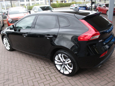 2018 Volvo V40