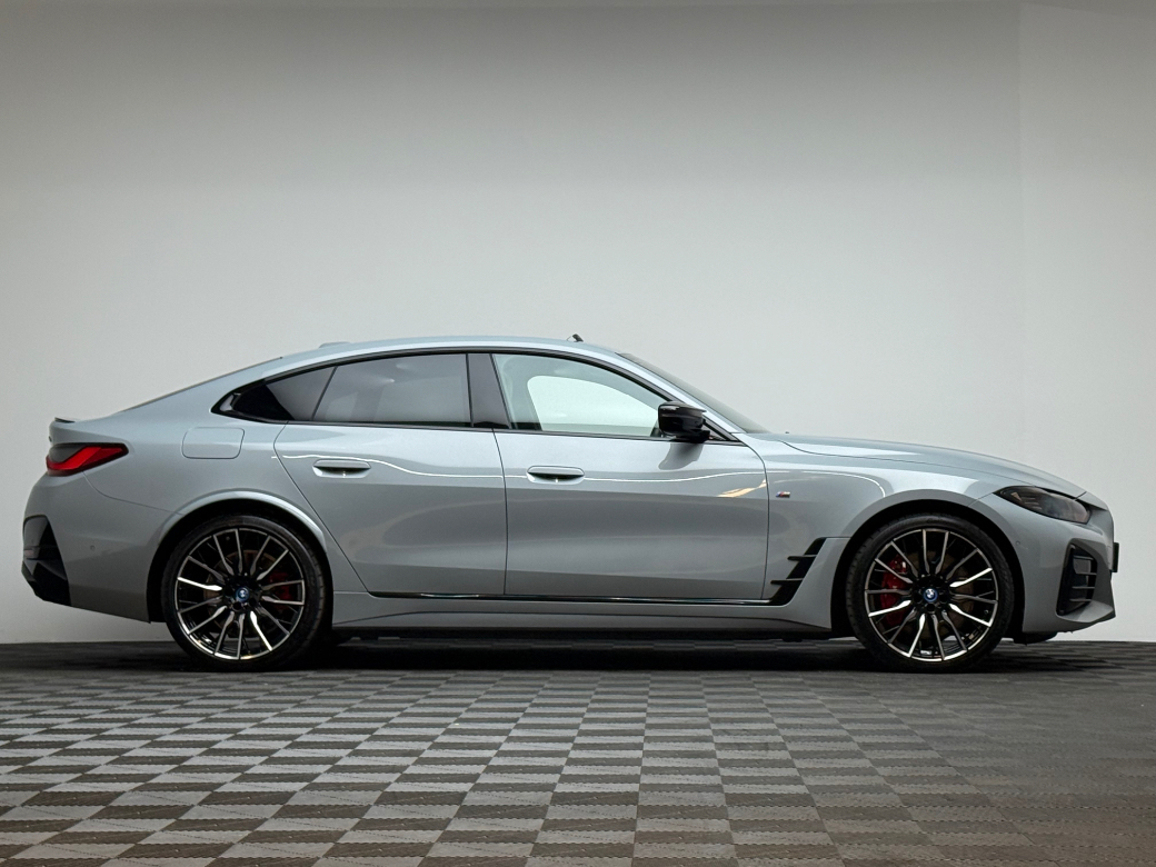 2023 BMW i4