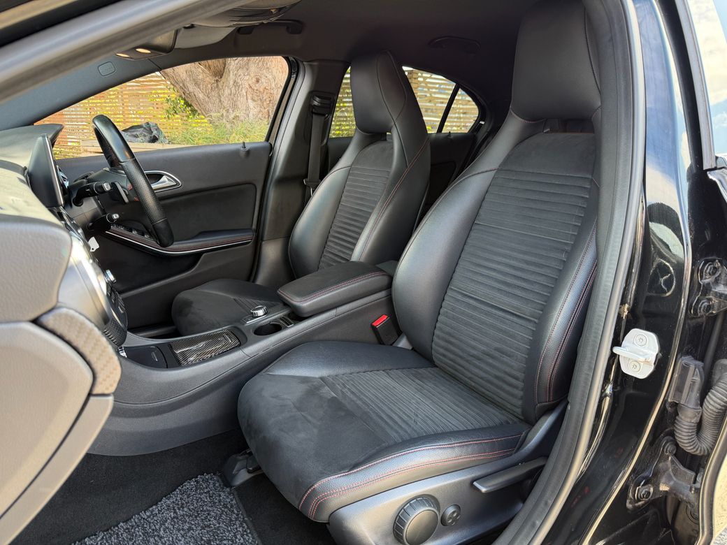 2013 Mercedes-Benz A 180