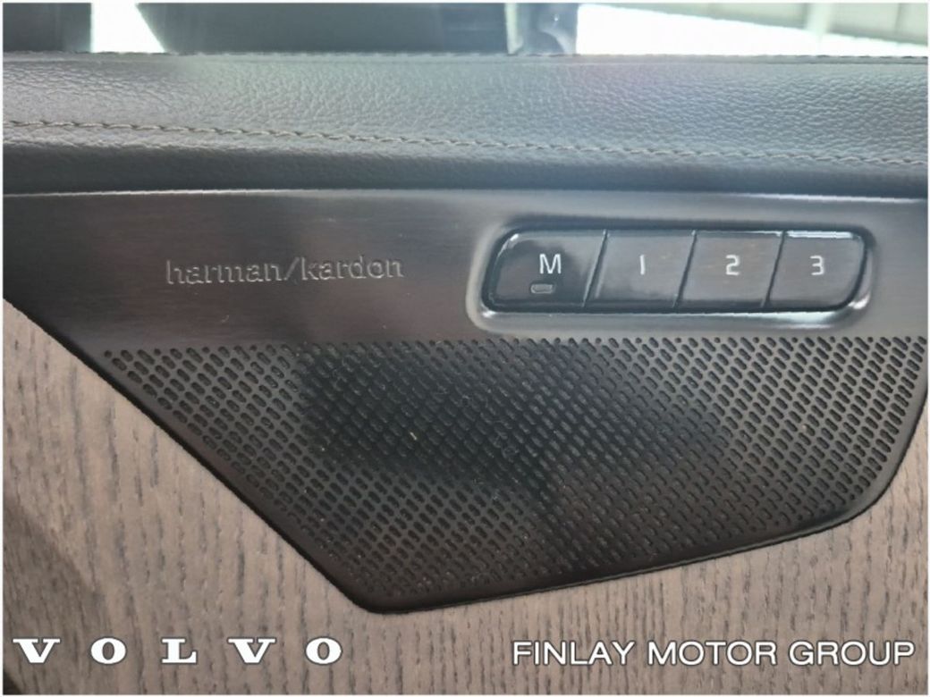 2023 Volvo XC90