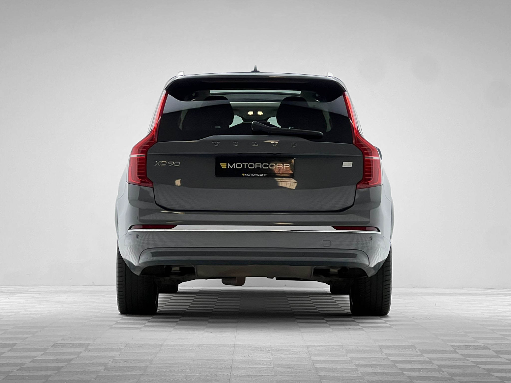 2022 Volvo XC90