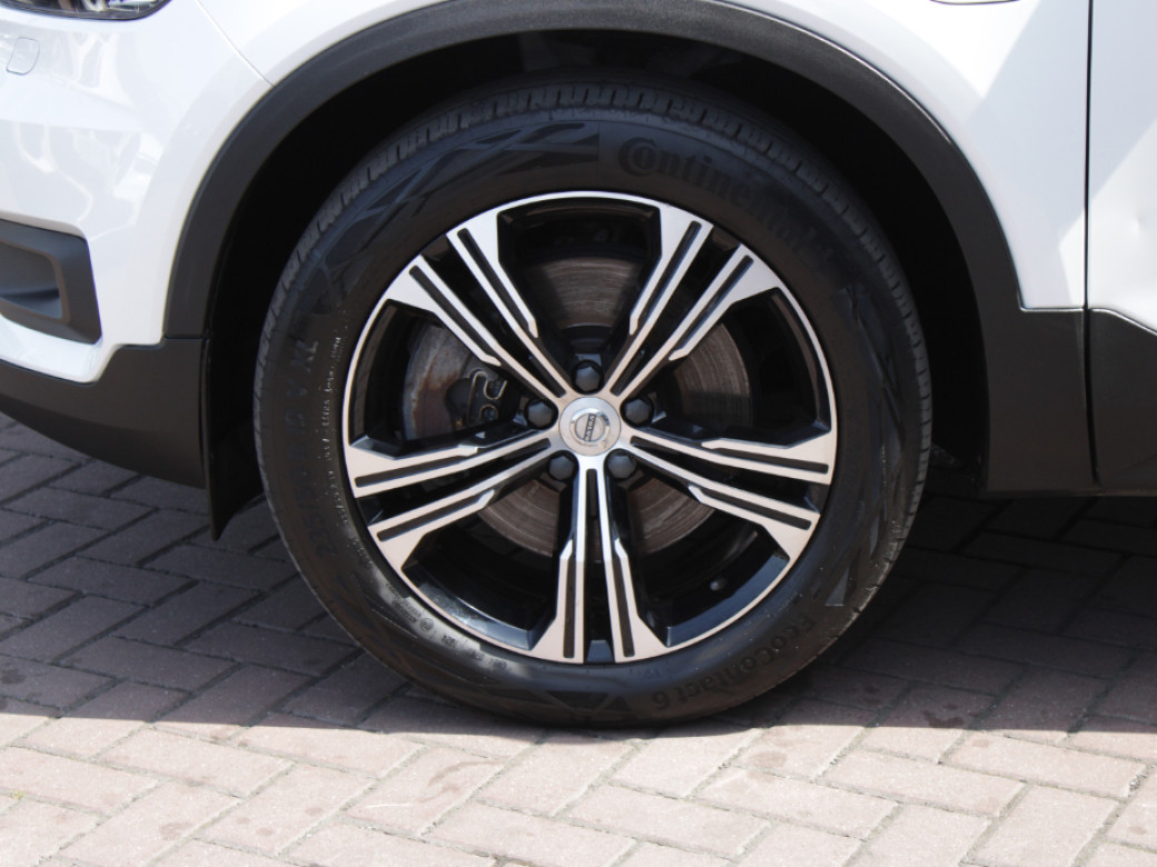 2021 Volvo XC40