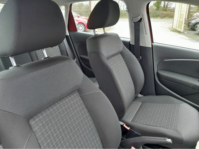 2016 Volkswagen Polo