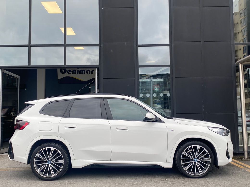 2023 BMW iX1