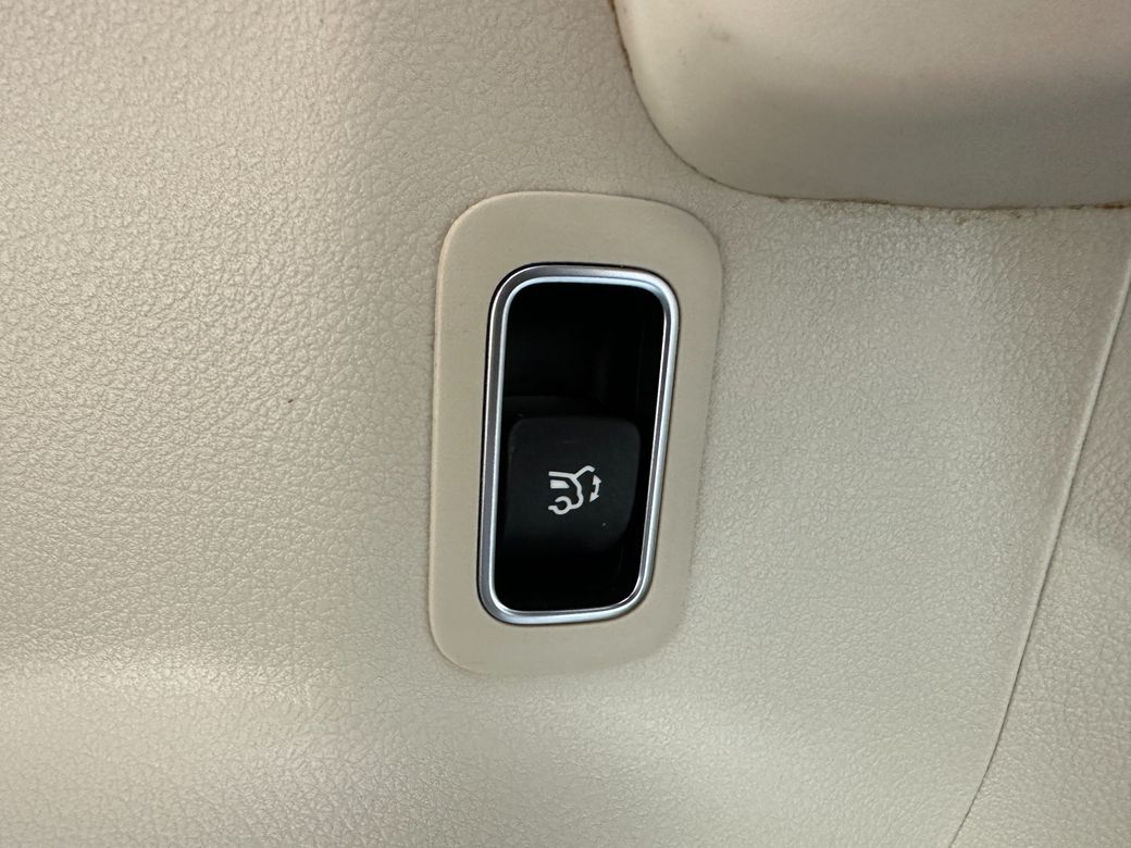 2021 Mercedes-Benz GLB Class