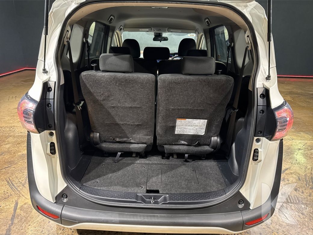 2017 Toyota Sienta