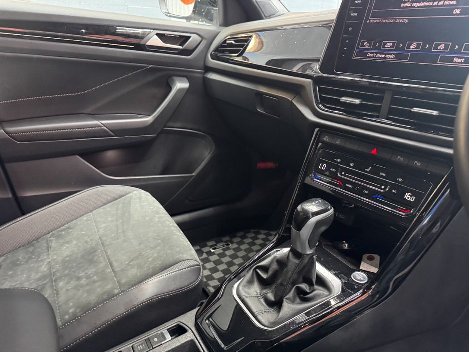 2024 Volkswagen T-Roc