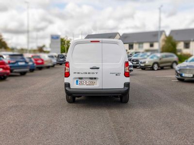 2025 Peugeot Partner