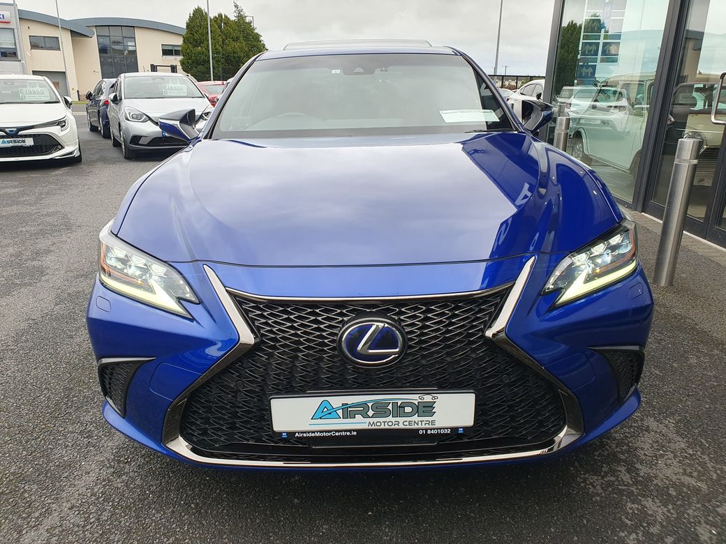 2019 Lexus ES 300h