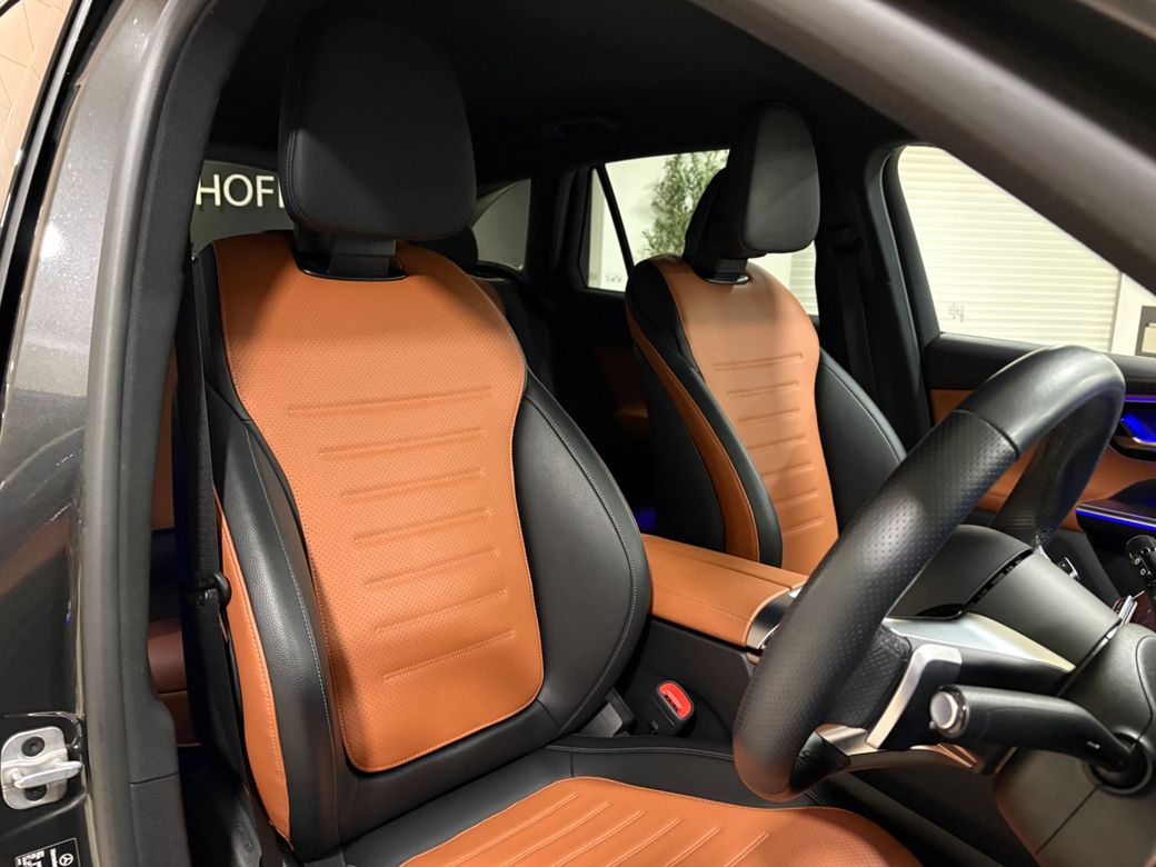 2024 Mercedes-Benz GLC Class