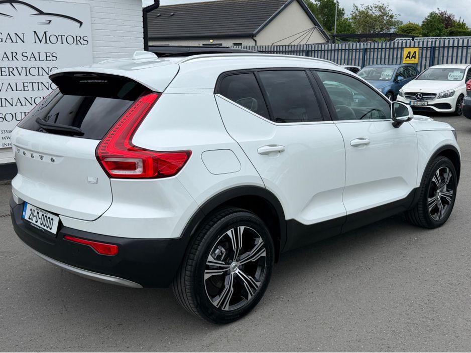 2021 Volvo XC40