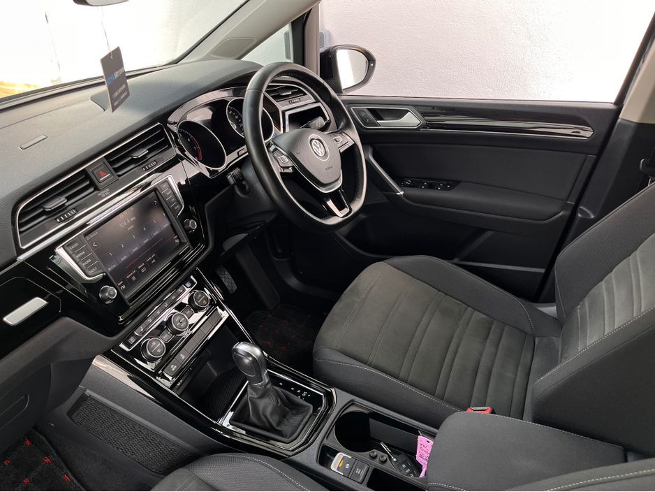 2016 Volkswagen Touran