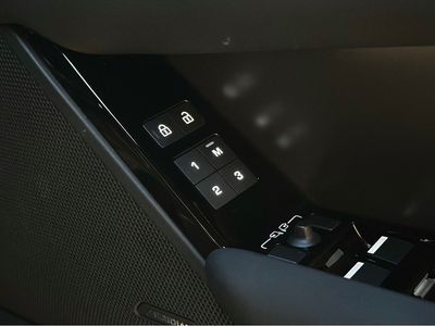 2023 Land Rover Range Rover Velar