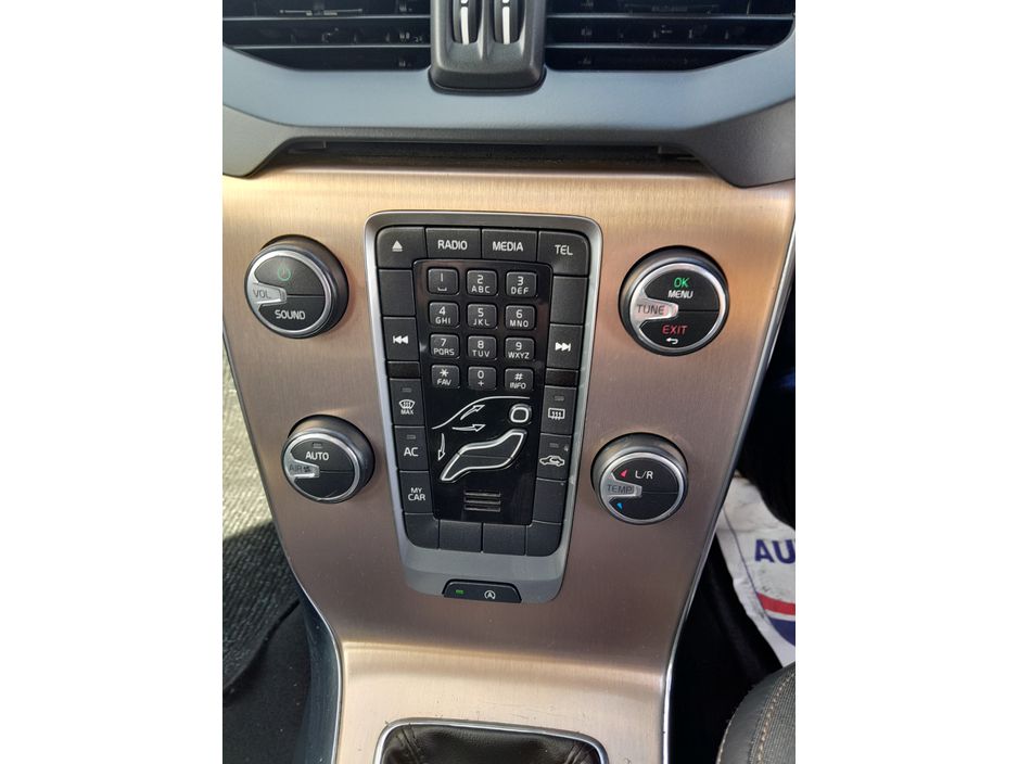 2015 Volvo V40