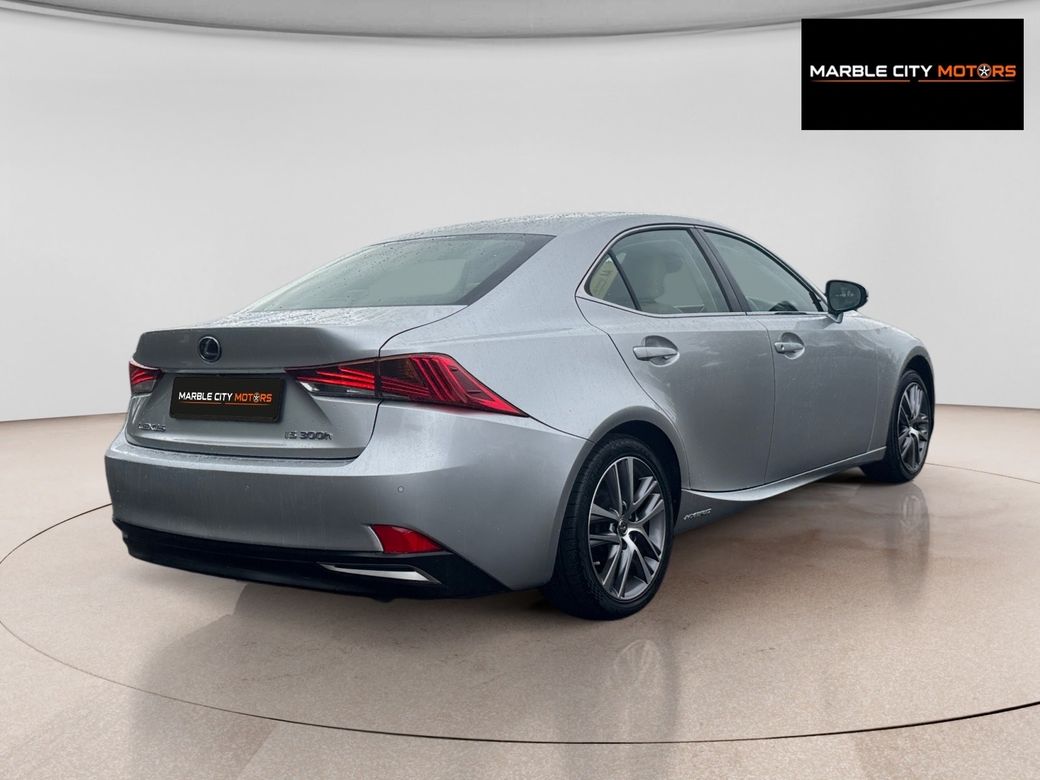 2019 Lexus IS