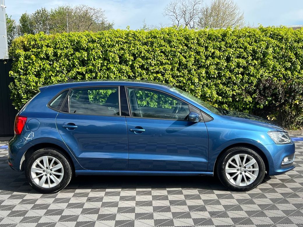 2017 Volkswagen Polo