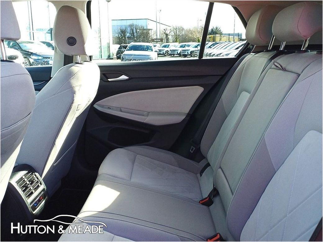 2024 Volkswagen Golf