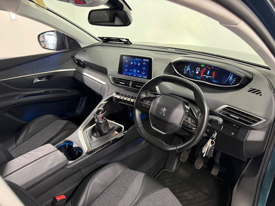 2018 Peugeot 5008