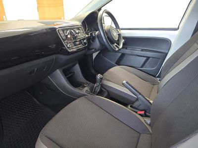 2015 Volkswagen up!