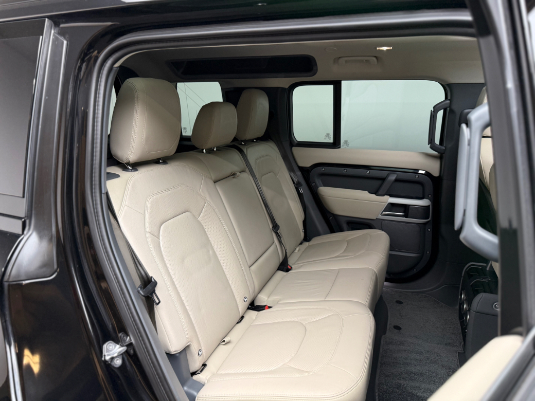 2022 Land Rover Defender 110
