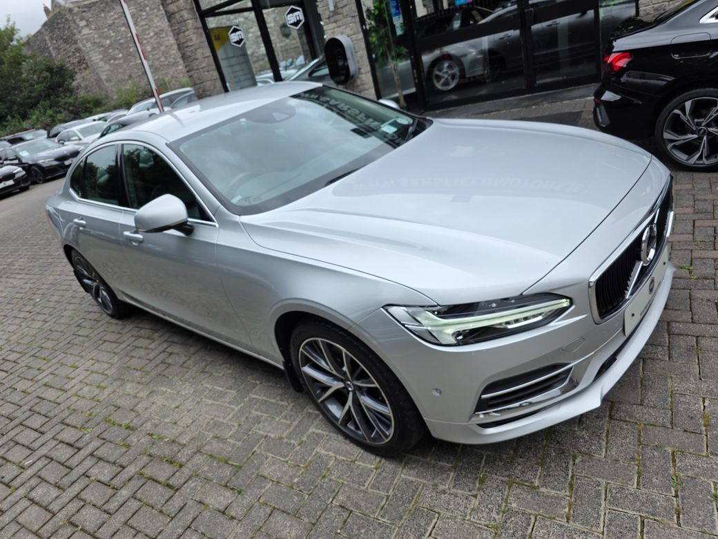 2018 Volvo S90