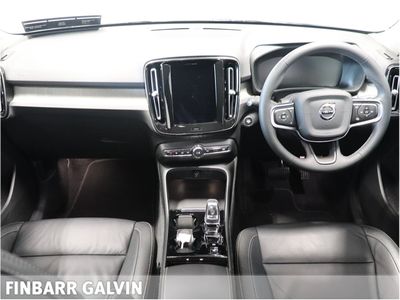 2022 Volvo XC40