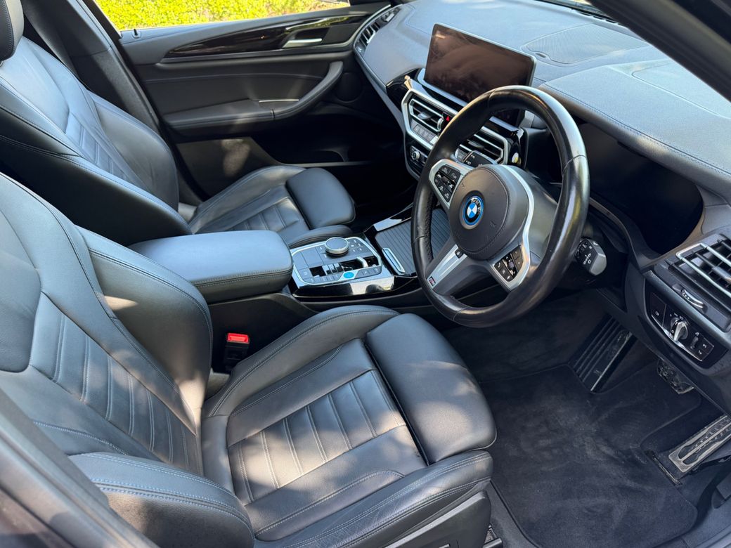 2024 BMW iX3