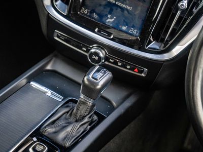 2020 Volvo V60
