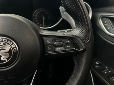 2022 Alfa Romeo Giulia