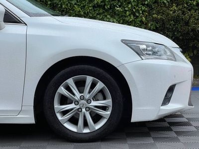 2017 Lexus CT 200h