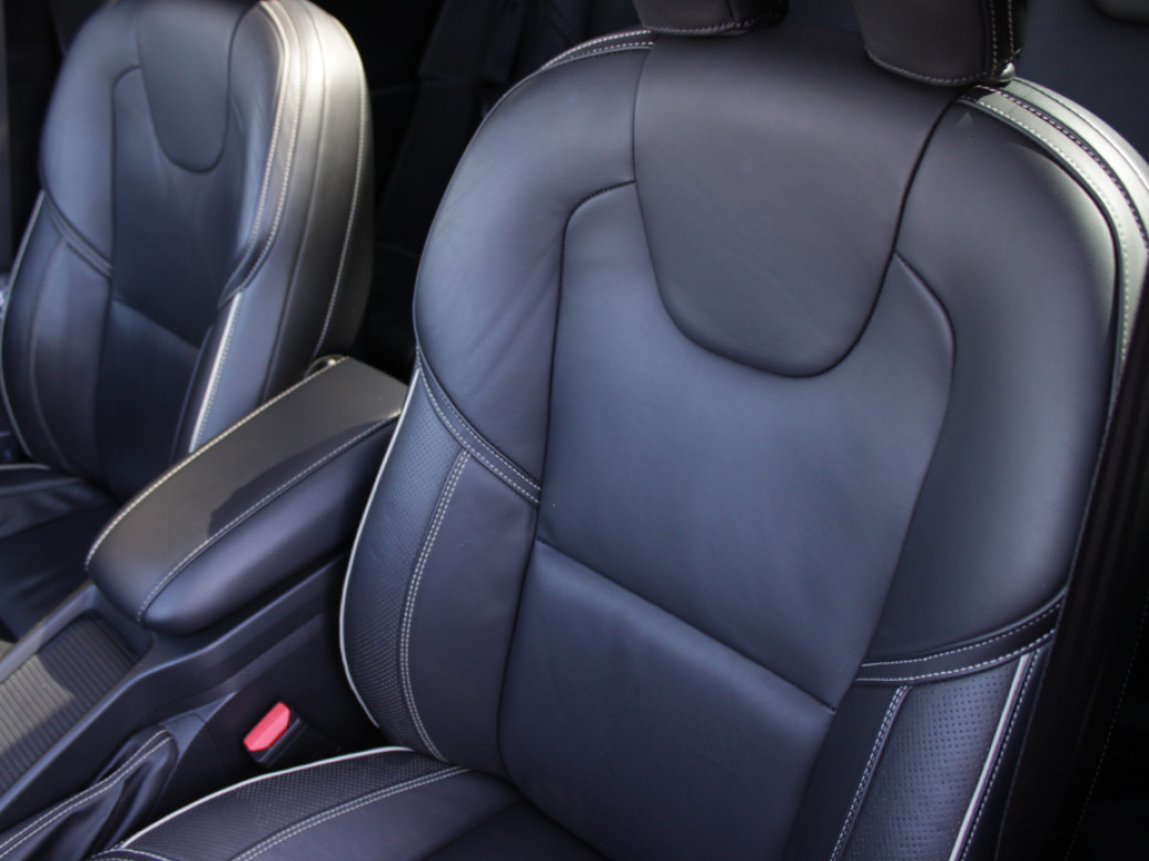 2016 Volvo V40