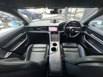 2023 Porsche Taycan