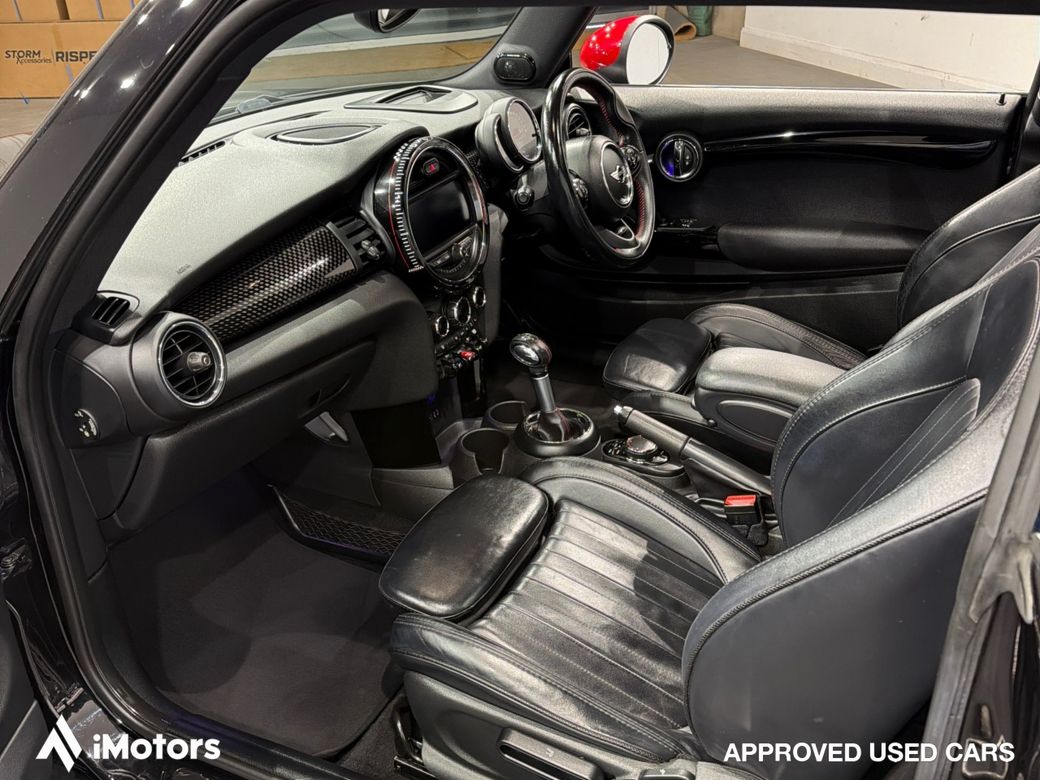 2017 Mini Cooper