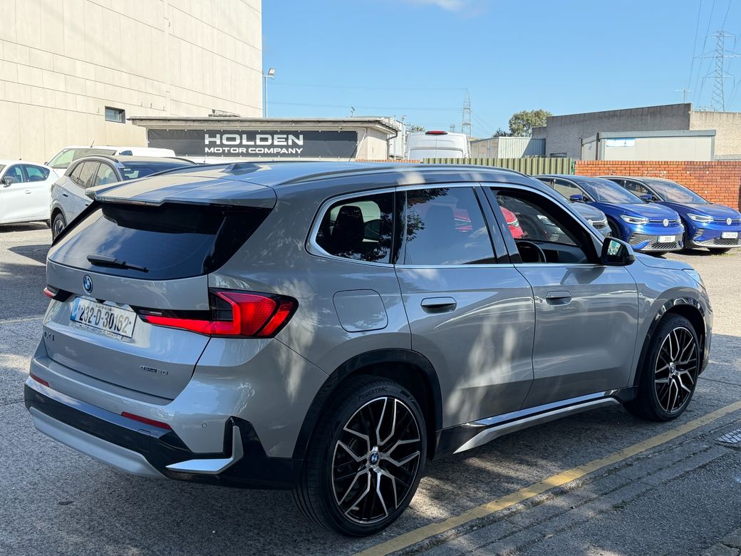 2023 BMW iX1