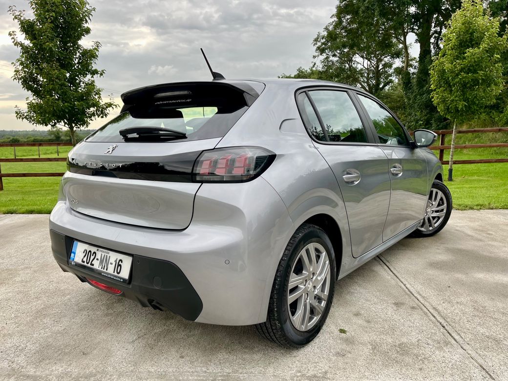 2020 Peugeot 208