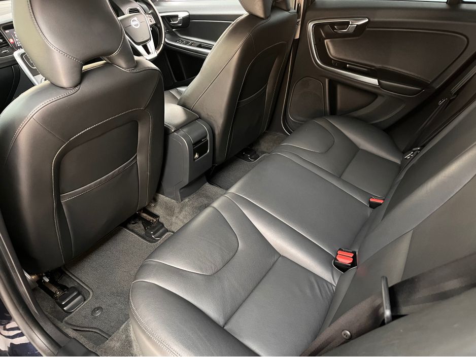 2018 Volvo V60