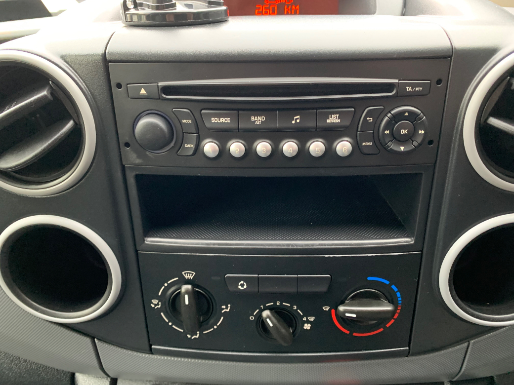 2014 Peugeot Partner