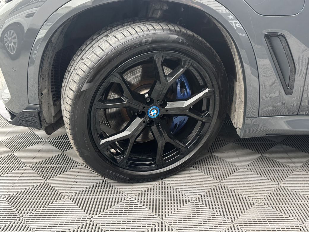 2022 BMW X5