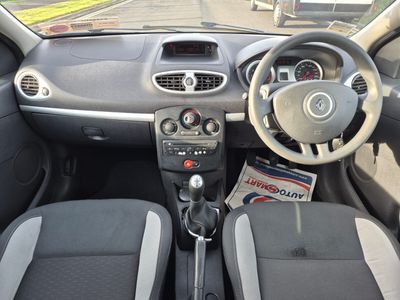 2011 Renault Clio